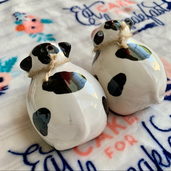 🐄 Cow Salt & Pepper Shakers 🐄 - Picture 10 of 10